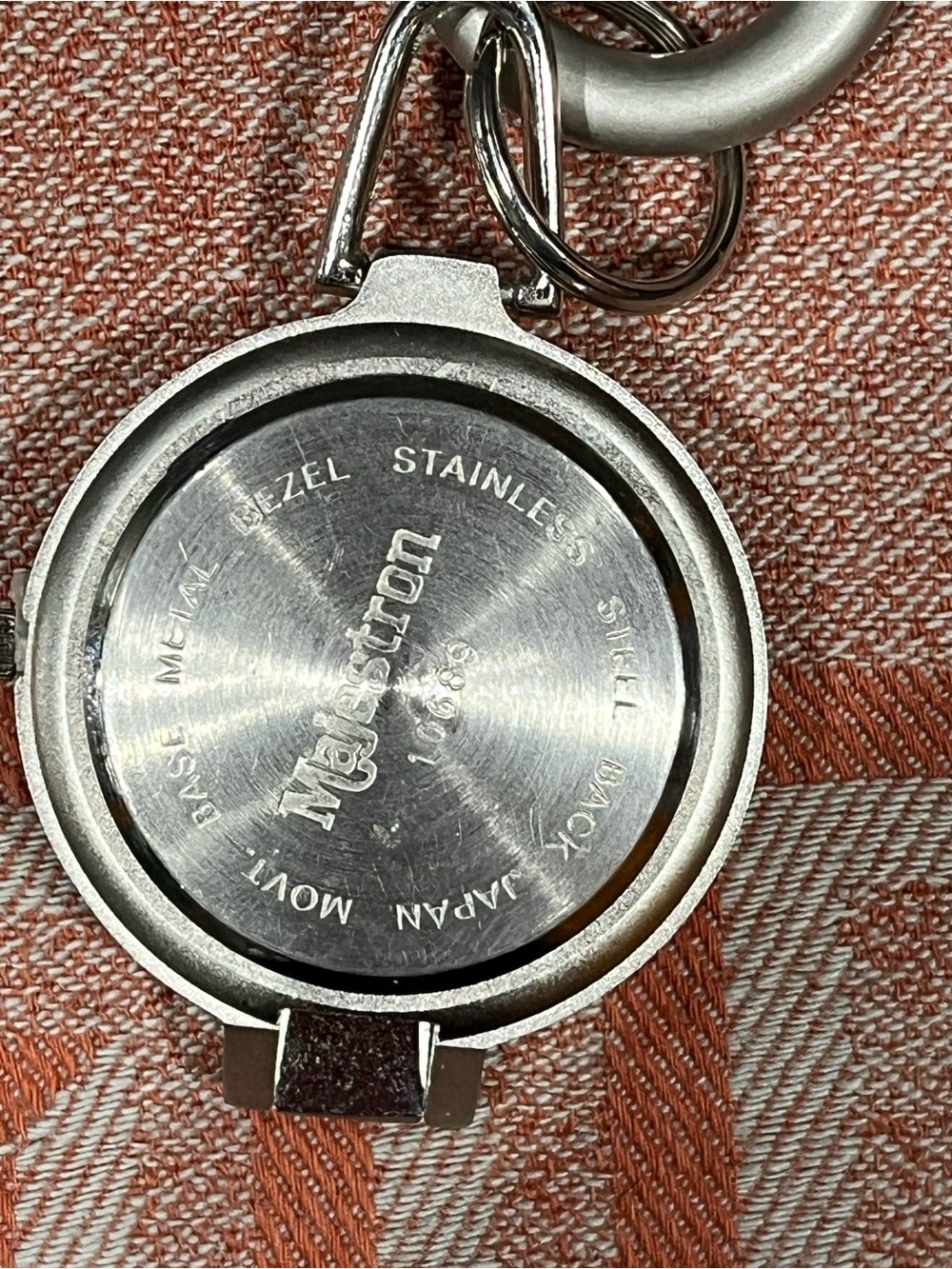 Vintage 1990’s Majestron Quartz Pocket/Keychain Watch - Picture 4 of 4
